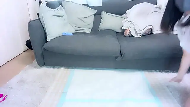 Snapshot of moemilk chatting on 11.06.25 moemilk online show from 11.06.25