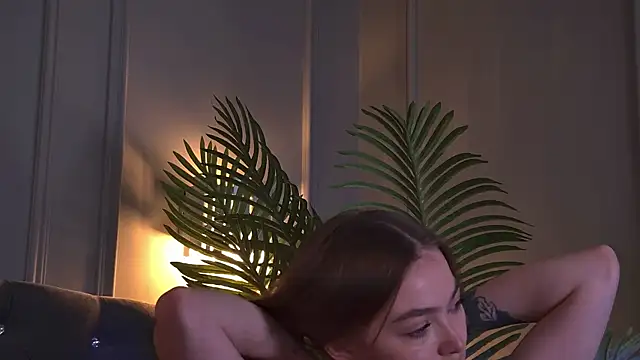 AriWild online show from 05.01.26