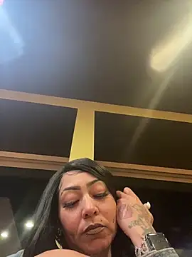 Flossee online show from 04.05.26