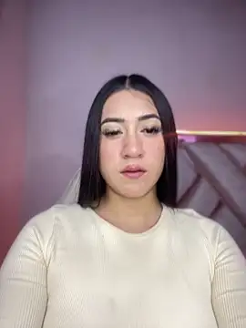 isabela l online show from 09.13.25