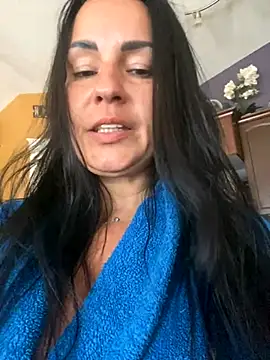 starsaligned online show from 09.25.25