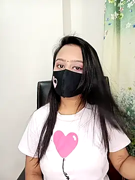 Snapshot of Prova-2 chatting on 10.26.25 Prova-2 online show from 10.26.25