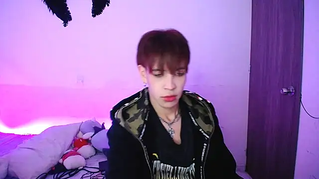 lucky stricke online show from 12.23.25