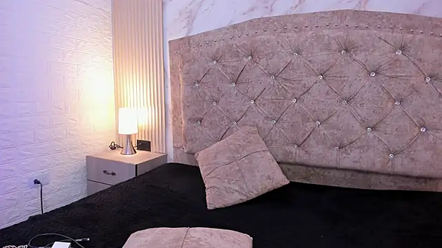 AnastasiaColeman online show from 09.18.25