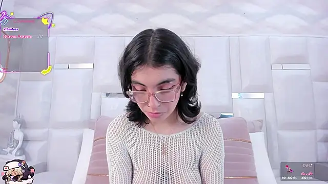 Im Molly Angel online show from 09.22.25