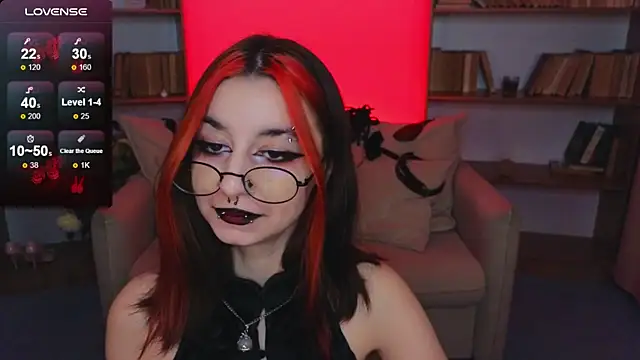 Snapshot of Mistress__Marcelline chatting on 11.26.25 Mistress Marcelline online show from 11.26.25