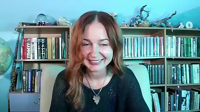 Snapshot of Foxilady357 chatting on 11.23.25 Foxilady357 online show from 11.23.25