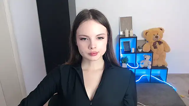 Ariella ari online show from 10.24.25