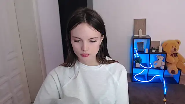 Ariella ari online show from 11.12.25