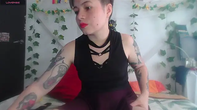 Mitsuha gate online show from 02.13.26