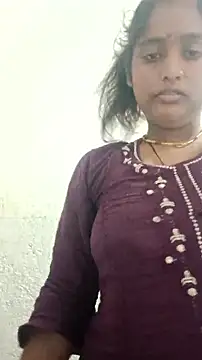 Snapshot of Guriya0076 chatting on 06.13.26 Guriya0076 online show from 06.13.26