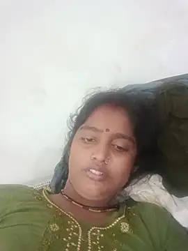 Snapshot of Guriya0076 chatting on 06.14.26 Guriya0076 online show from 06.14.26
