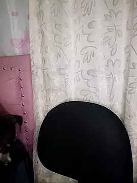 Snapshot of U-Upaaita chatting on 02.20.26 U-Upaaita online show from 02.20.26