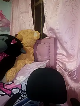 Snapshot of U-Upaaita chatting on 03.01.26 U-Upaaita online show from 03.01.26