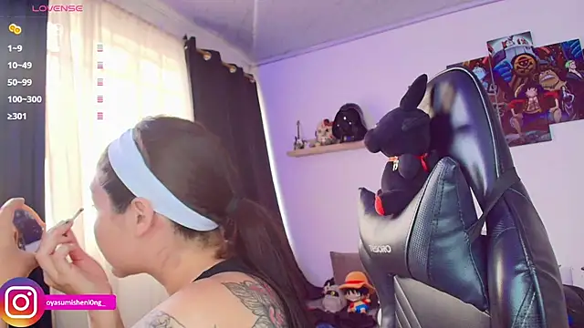 Snapshot of Nicorobinn chatting on 04.05.26 Nicorobinn online show from 04.05.26