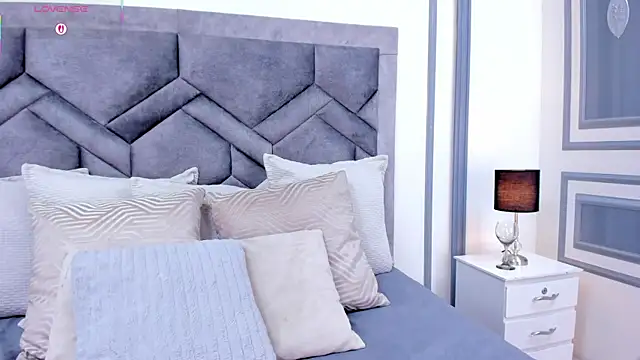 Snapshot of lucianacohelo chatting on 09.09.25 lucianacohelo online show from 09.09.25