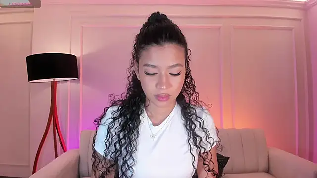 SophieHouston  online show from 09.12.25