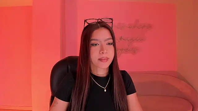 SophieHouston  online show from 07.11.26
