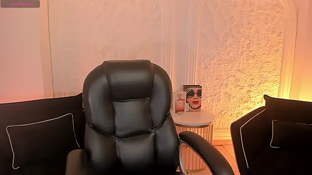 SophieHouston  online show from 07.15.26