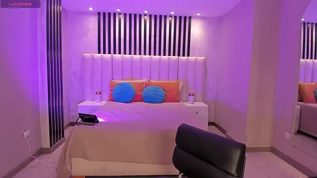 MilaLawrence online show from 03.03.26