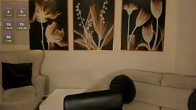 MilaLawrence online show from 04.15.26