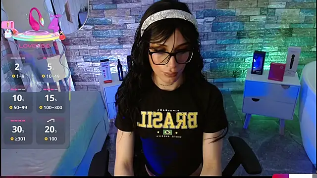 Snapshot of boyfox_tay chatting on 10.05.25 boyfox tay online show from 10.05.25