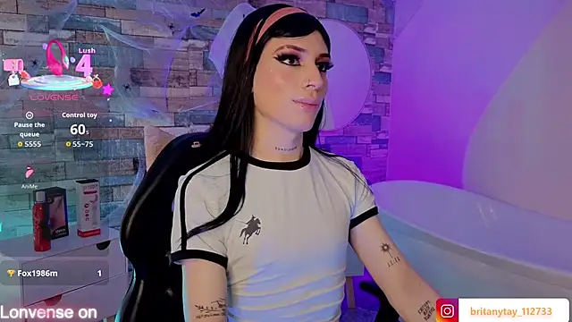 Snapshot of boyfox_tay chatting on 11.27.25 boyfox tay online show from 11.27.25