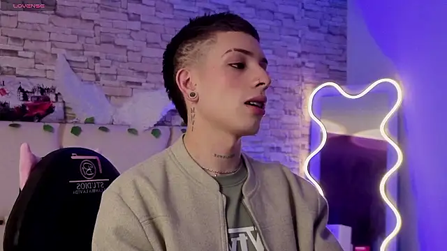 boyfox tay online show from 02.19.26