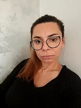 Victoria Vergara online show from 09.27.25