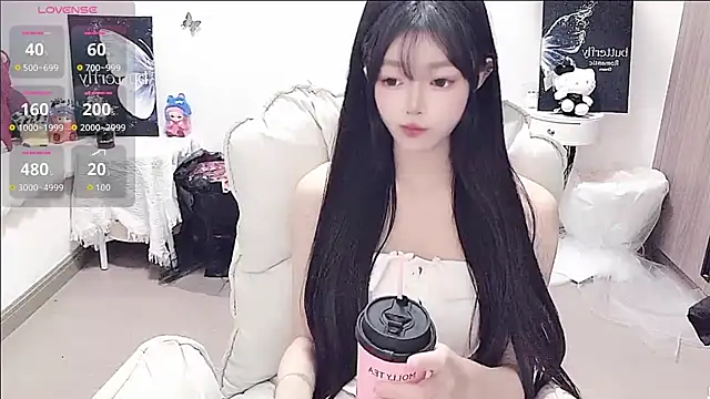 Snapshot of -EEBABY chatting on 06.03.26 -EEBABY online show from 06.03.26