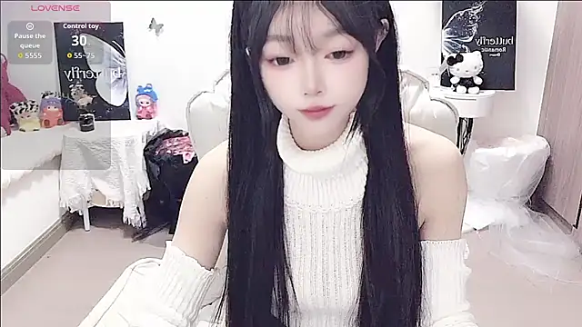 Snapshot of -EEBABY chatting on 06.18.26 -EEBABY online show from 06.18.26