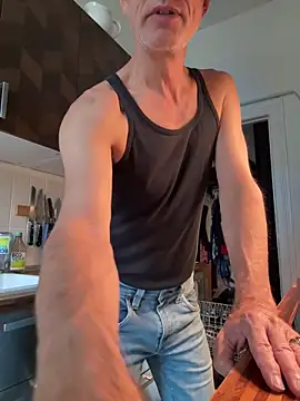 SexyLeon8 online show from 09.10.25