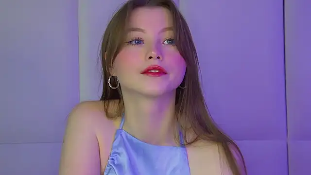 Snapshot of KeiraAsti chatting on 10.14.25 KeiraAsti online show from 10.14.25