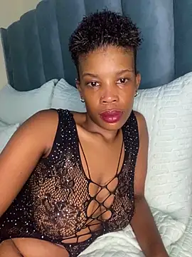 Caramel Mellow online show from 12.19.25