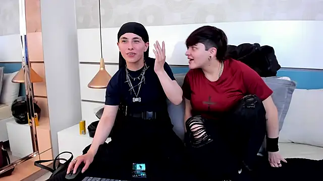 Ashkoreh online show from 04.18.26