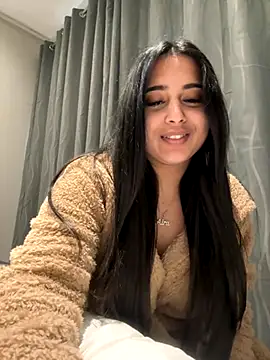 Snapshot of LilMisIndianx chatting on 09.12.25 LilMisIndianx online show from 09.12.25