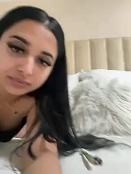 Snapshot of LilMisIndianx chatting on 10.11.25 LilMisIndianx online show from 10.11.25