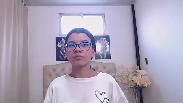 pinky f00x online show from 09.10.25