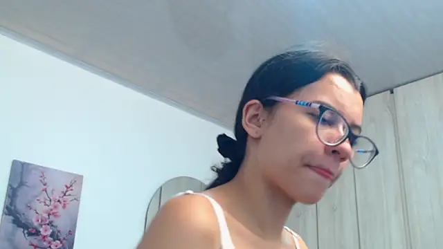 pinky f00x online show from 11.22.25