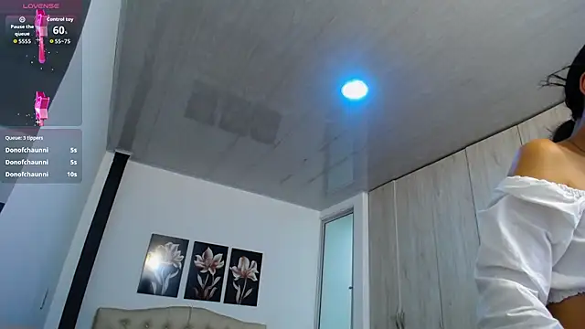 pinky f00x online show from 03.05.26