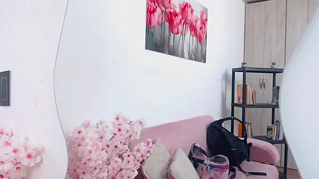 pinky f00x online show from 04.08.26