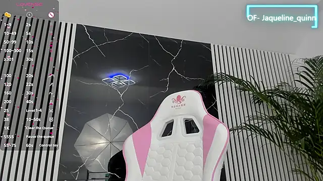 daisyblushh online show from 09.15.25