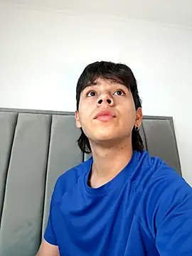 Snapshot of nico_leroy chatting on 10.04.25 nico leroy online show from 10.04.25