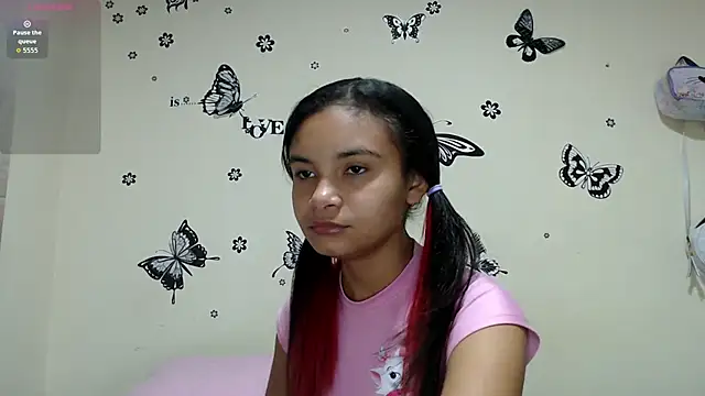 Snapshot of liz7skinny chatting on 06.23.26 liz7skinny online show from 06.23.26