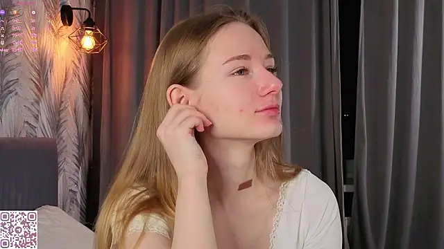 ElvinaRose online show from 02.13.26