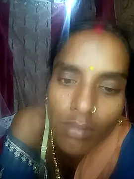 Snapshot of Babhi_Love chatting on 09.27.25 Babhi Love online show from 09.27.25