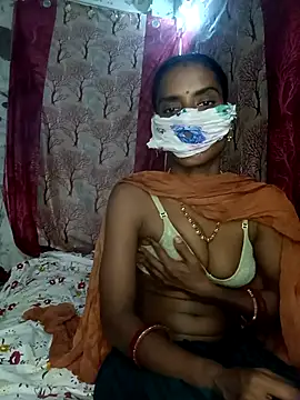 Snapshot of Babhi_Love chatting on 10.04.25 Babhi Love online show from 10.04.25