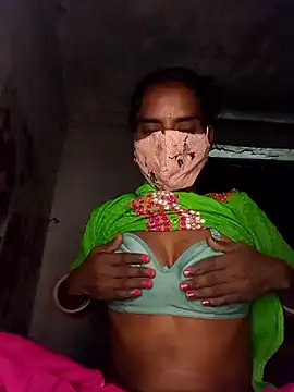 Snapshot of Babhi_Love chatting on 11.24.25 Babhi Love online show from 11.24.25