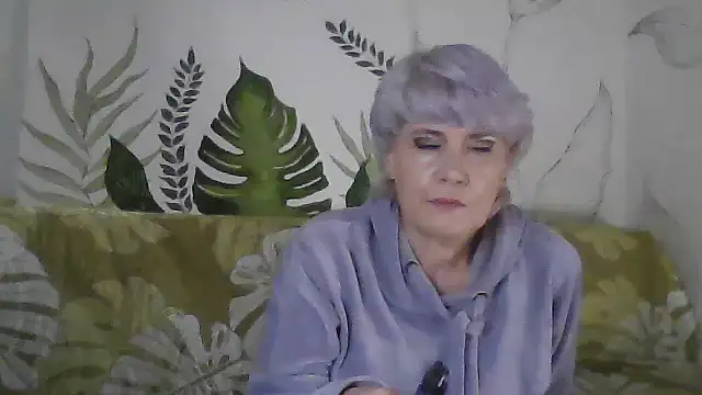 Catty Lady online show from 01.11.26