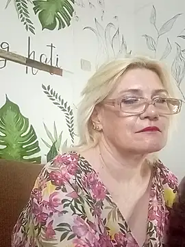 Catty Lady online show from 06.27.26